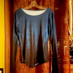 NWOT women’s long sleeve